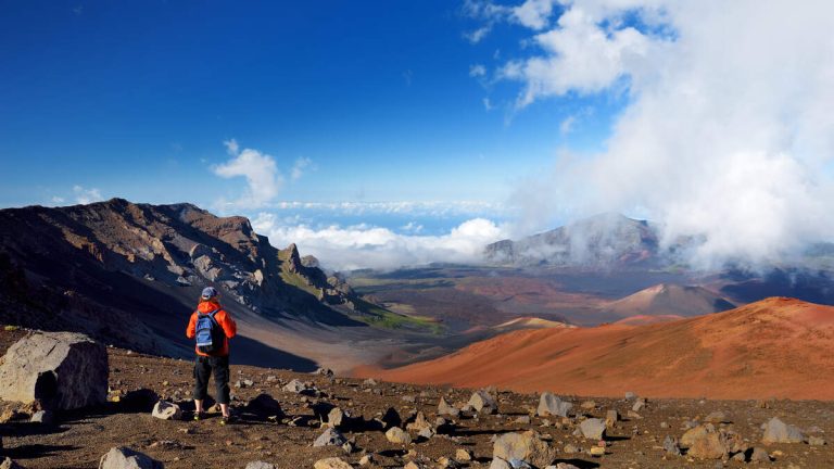 Couple Hikes Up Hawaii Volcano To Escape Armed Carjacking, Robbery