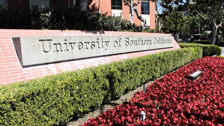 USC to Offer Free Tuition for Masters in Fine Arts Program