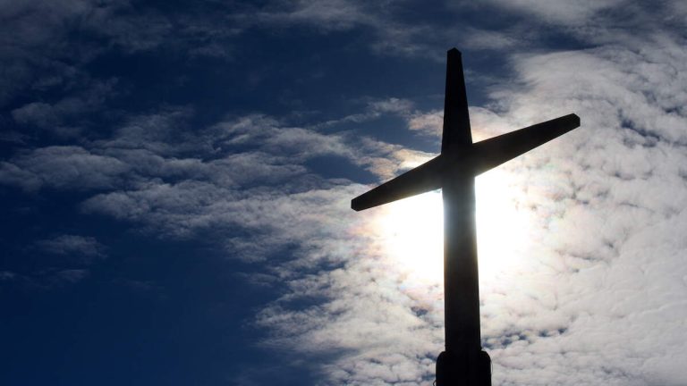 Megachurch Pastor Steps Down Over ‘Moral Failures’
