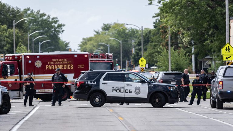 Police Officer Fatally Shoots Knife-Wielding Man Near RNC Venue