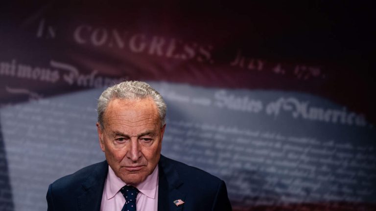 Chuck Schumer Introduces ‘No Kings Act’ To Eliminate Presidential Immunity