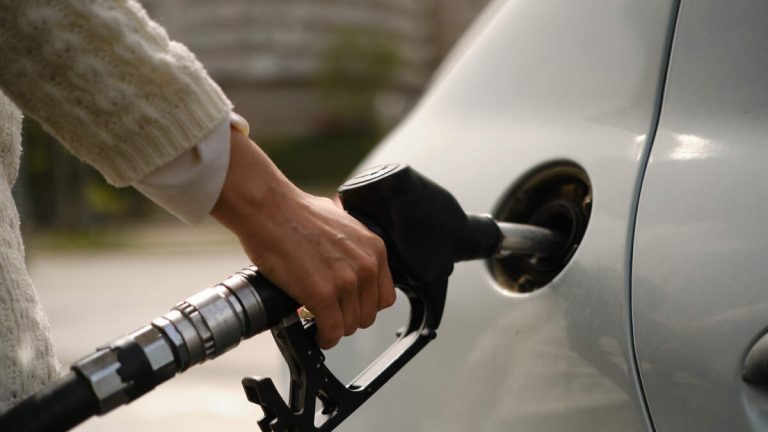 LA, Orange County Gas Prices Drop Slightly