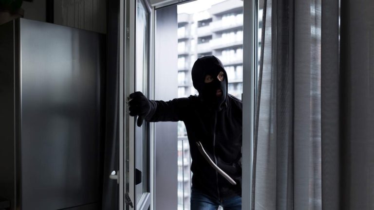 Robbers Hit Hollywood Hills Home