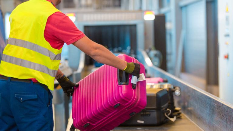 Woman Killed In Baggage Conveyor Belt Accident At Chicago’s O’Hare Airport