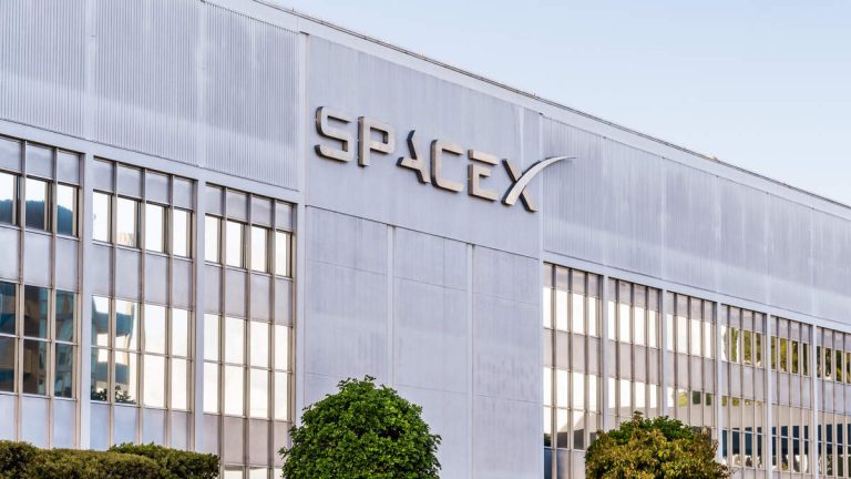 Judge Denies SpaceX Motion to Compel Arbitration of Employee’s Claims