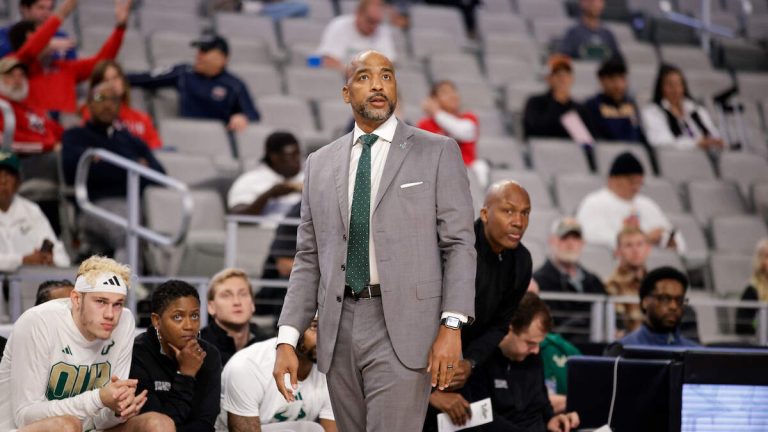 USF Basketball Coach Amir Abdur-Rahim Dead At 43