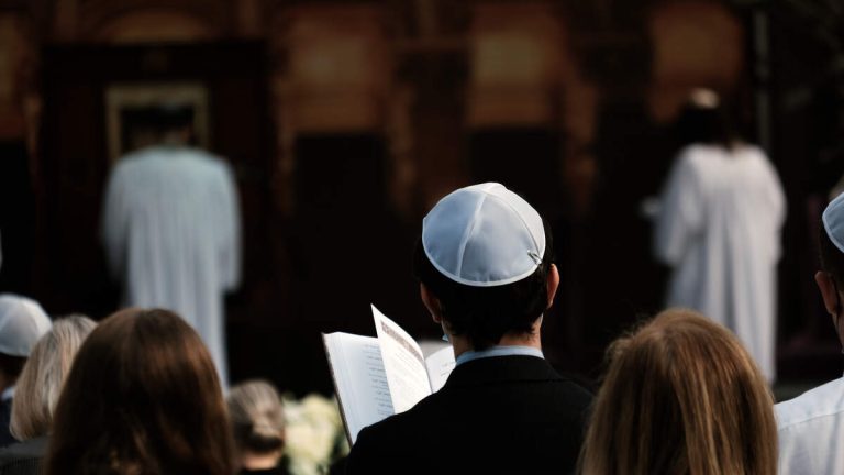 Yom Kippur Begins Friday; Free Services to be Conducted