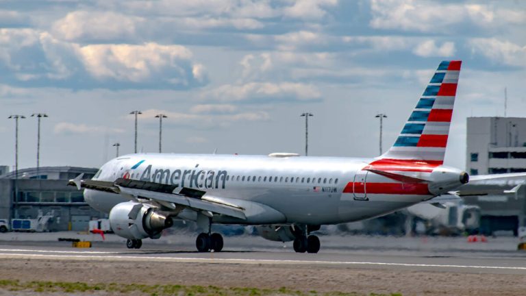 American Airlines Flights Grounded Nationwide On Christmas Eve