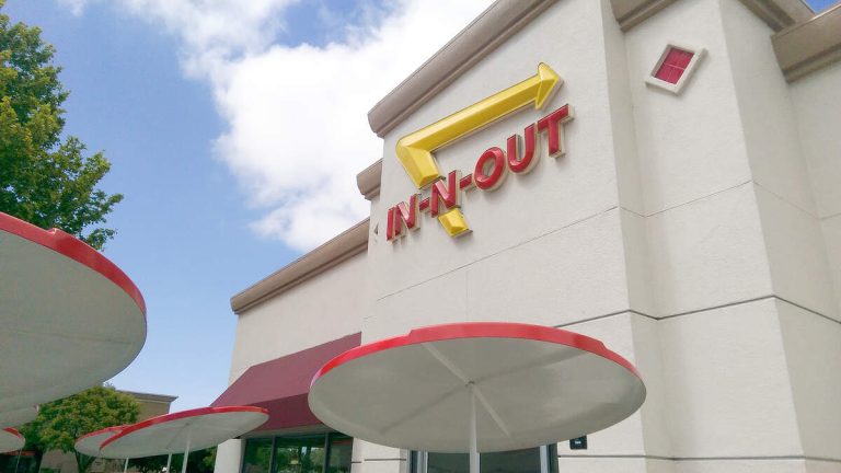 Homeowners Group Challenges Environmental Assessment of In-N-Out Project