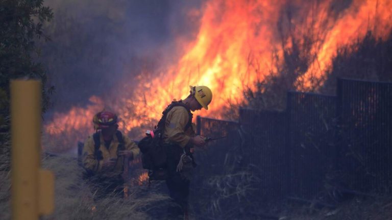 Containment of Hurst Fire Grows to 70%