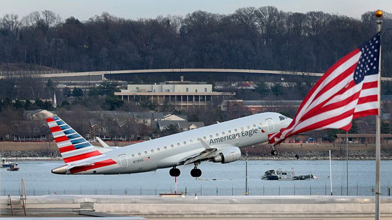 FAA Indefinitely Closes Helicopter Routes Near Reagan National Airport