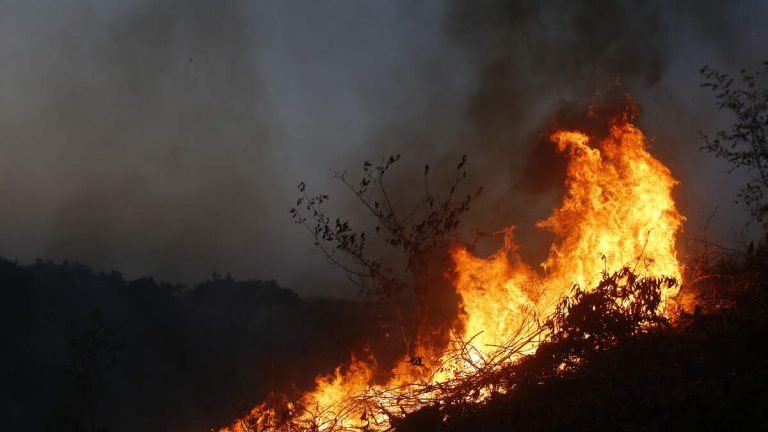 Mandatory Evacuations Lifted in Area of Hurst Fire in Sylmar