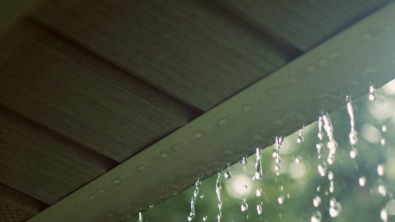 Rain Tapers Off Across Much of Southland