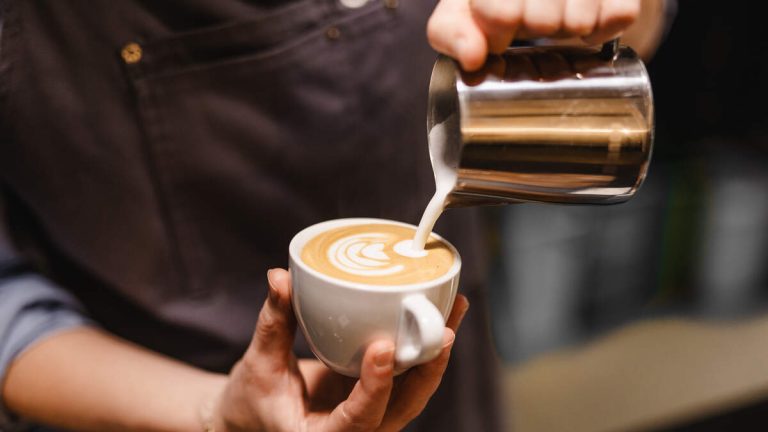 Popular Coffee Chain Laying Off Workers Amid Slumping Sales