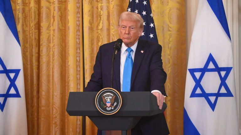 Trump Reveals Gaza Takeover Plan