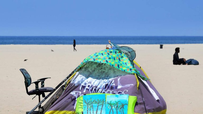 Hermosa Beach Bans Camping in All Public Areas