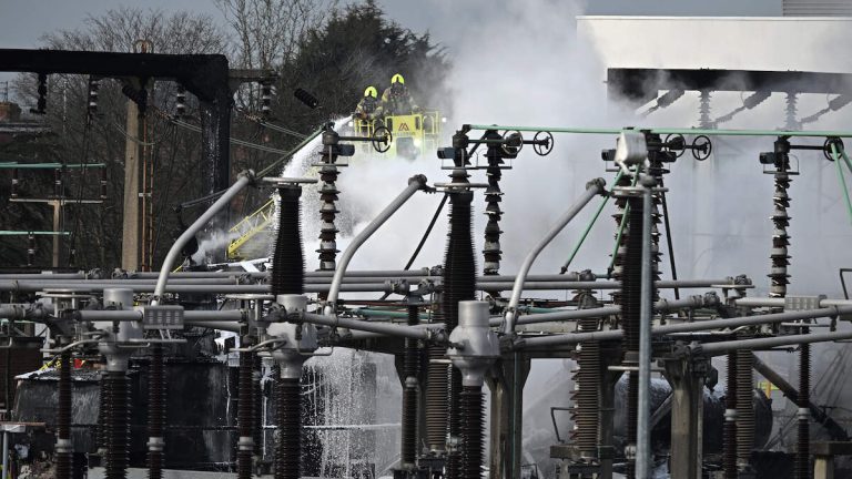 Huge Fire Completely Shuts Down One Of The World’s Busiest Airports