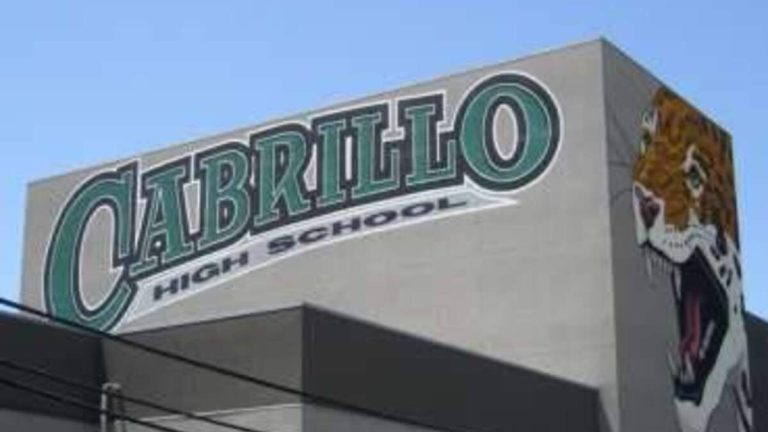 Long Beach School Apologizes for Racist Student Photo