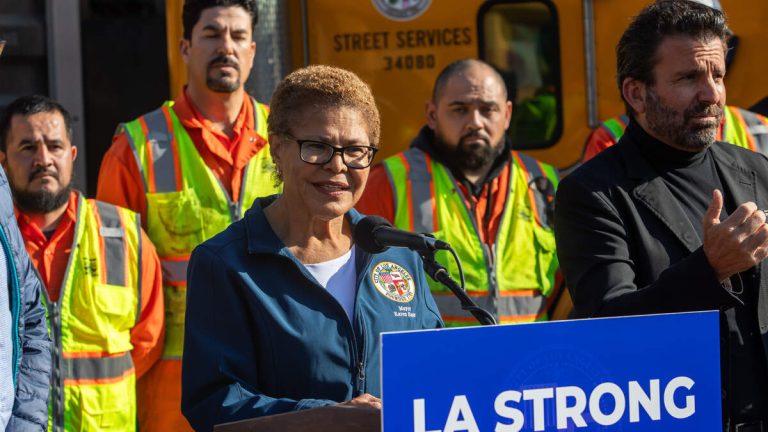 Mayor Bass: `Water is Now Safe in Palisades Homes’