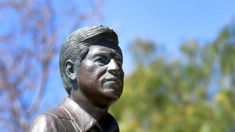 Morning Cesar Chavez Day Rally Set for Westlake District