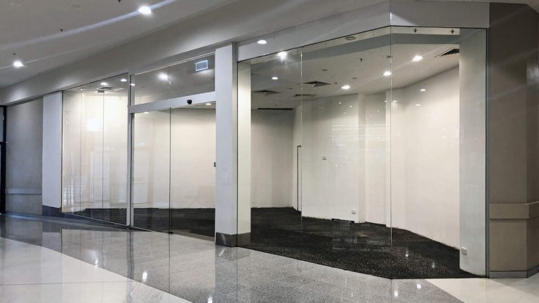 Popular Clothing Retailer Set To Close All US Stores