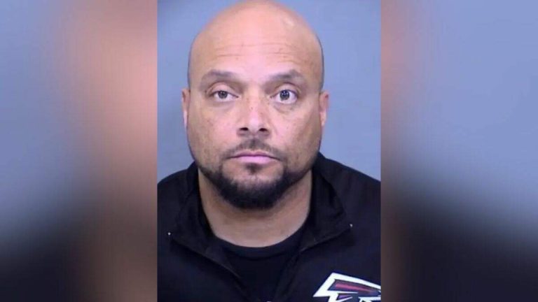 Teacher Gives Odd Excuse For Exposing Himself, Peeing In Classroom