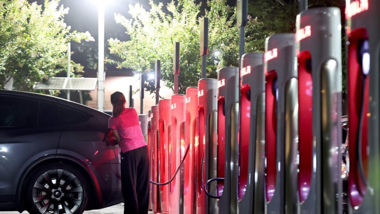 California’s EV Chargers Surpass Gas Pumps