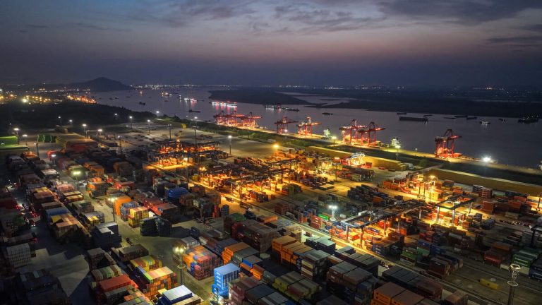 China Hikes Retaliatory Tariffs On US Goods To 125%