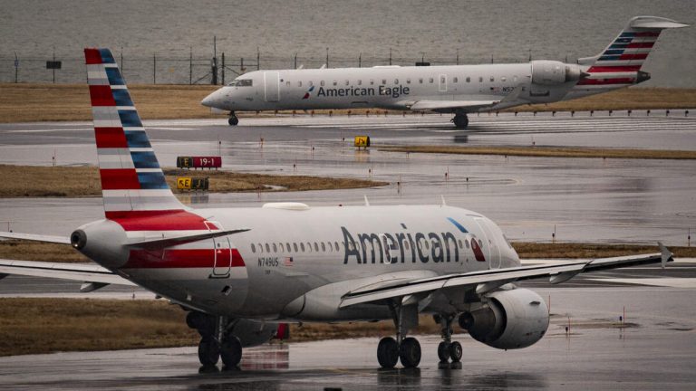 Plane Wing Clips Jet At Reagan Airport With 5 Members Of Congress On Board