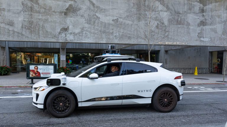 Waymo Taxi Stalls at Santa Monica Chick-fil-A Drive-Thru