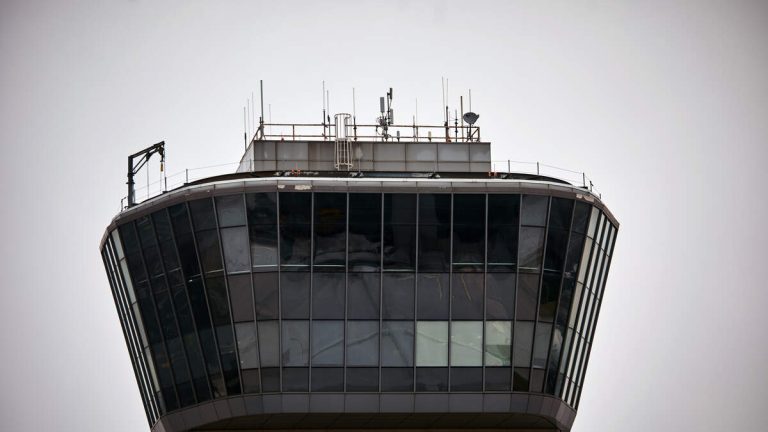 Audio Released Of Newark Air Traffic Controllers Losing Contact With Planes