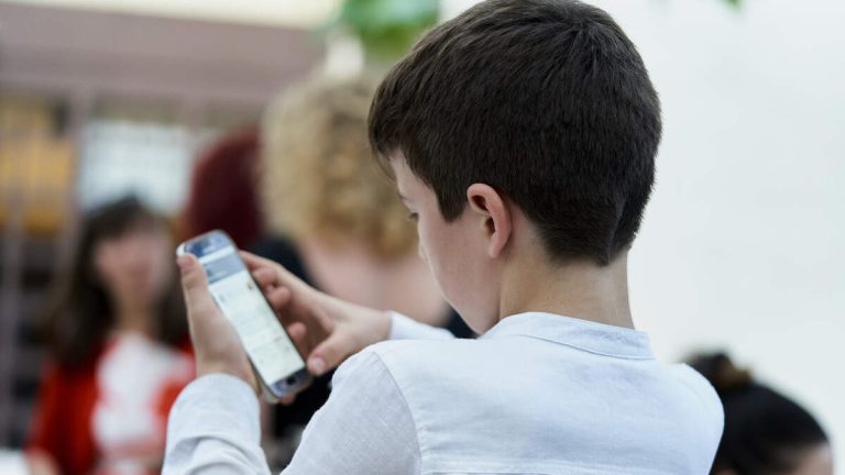 Boy, 8, Uses Mom’s Phone To Order 70,000 Lollipops On Amazon