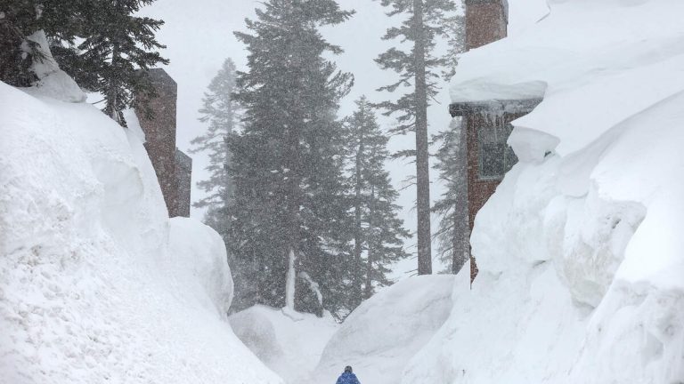 California Snowpack Melts Rapidly Amid Warm Weather