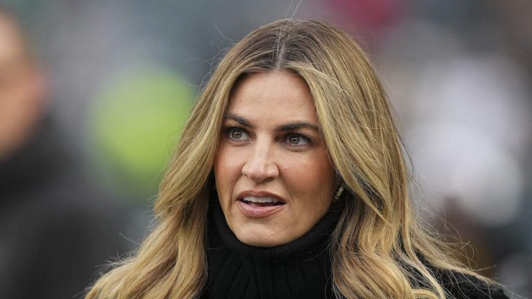 Erin Andrews Reveals Family’s Heartbreaking Loss