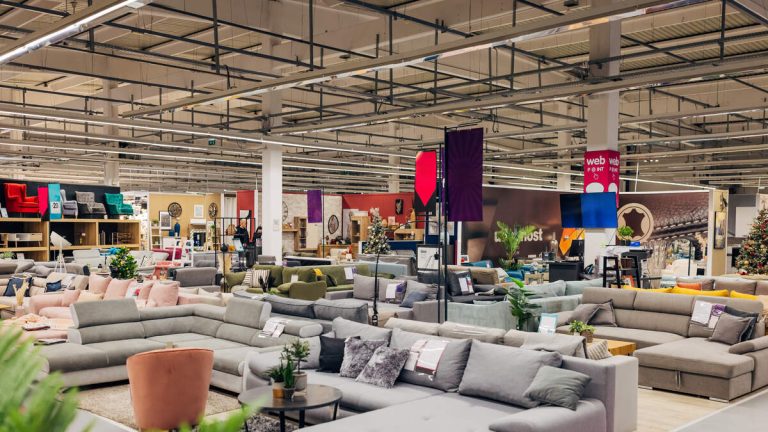 Home Decor Chain Prepares For Bankruptcy After Missing Interest Payment