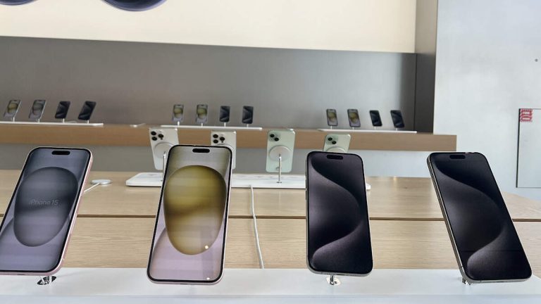iPhone Warning Issued: ‘Users Need To Act’
