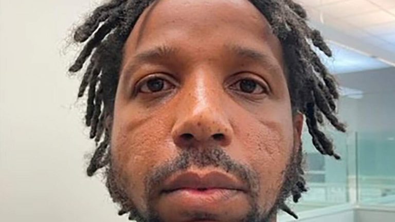 Jail Worker Arrested For Allegedly Helping 10 Inmates Escape