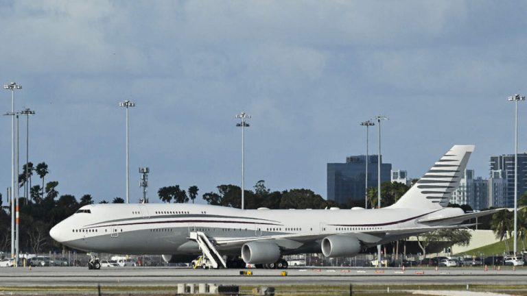 Pentagon Accepts Qatar’s Gift Of A Luxury Jet For President Trump’s Use
