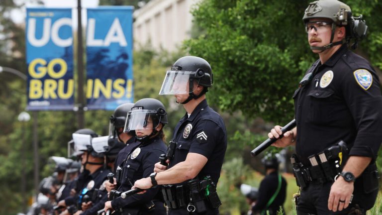Police Disperse Pro-Palestinian Protest at UCLA Campus