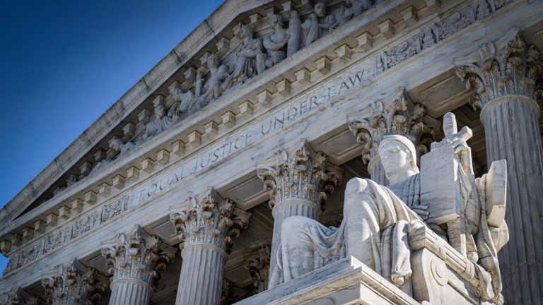 Supreme Court Allows Trump To Revoke Protected Status For Venezuelans