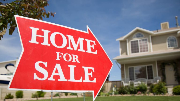 California Home Prices Drop for First Time in 23 Months