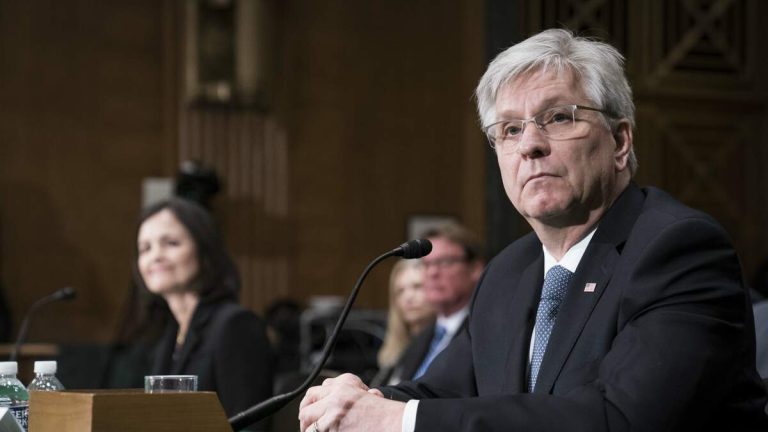Fed Official Breaks With Agency, Joins Trump In Call For Interest Rate Cut