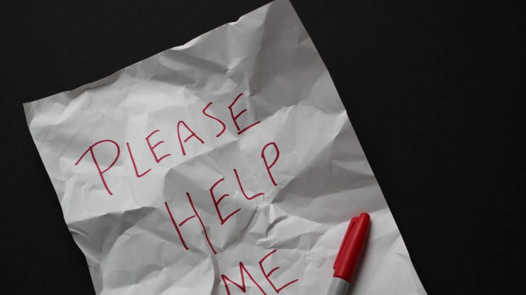 Kidnapped Woman Rescued After Restaurant Worker Found Her Note For Help