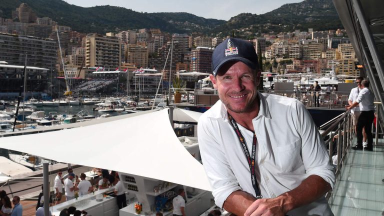 Daredevil Felix Baumgartner Dies After Paraglider Crash Into Packed Pool