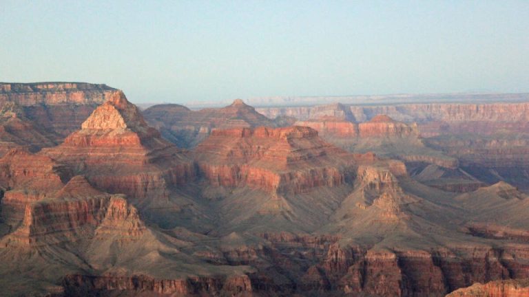 Hiker Dies In Grand Canyon As Temperatures Soar To Dangerous Levels