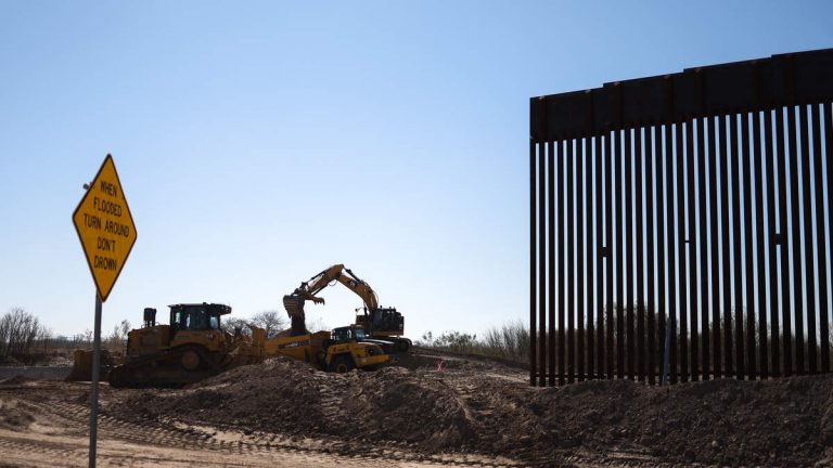 Pentagon to Build Another Military Zone Along US-Mexico Border