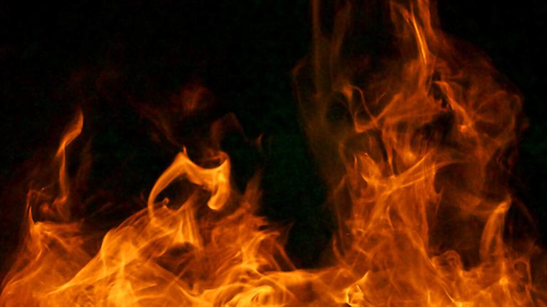 King Fire Burns 400 Acres Near Pyramid Lake