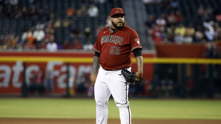 Former MLB Pitcher Reyes Moronta Dead At 31