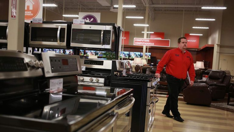 National Furniture & Appliance Chain Goes Bankrupt, Closing All 550 Stores