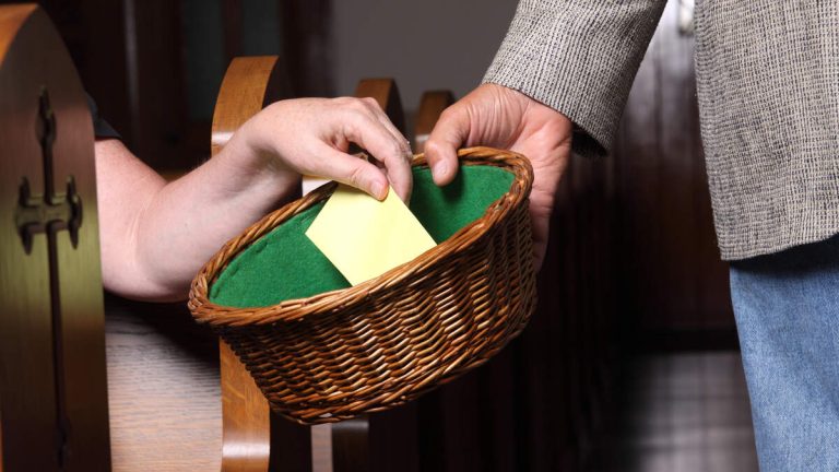 Woman Stole $300,000 From Church To Buy Gifts For TikTok Creators